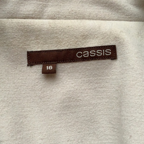 Nude Blazer - Picture 3 of 8